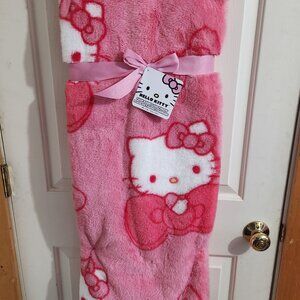 HELLO KITTY Bow Blanket Faux Rabbit Fur NWT